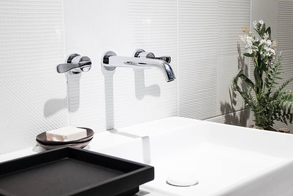 Vintage, design, techno… quelle robinetterie choisir pour la salle de bains  ?